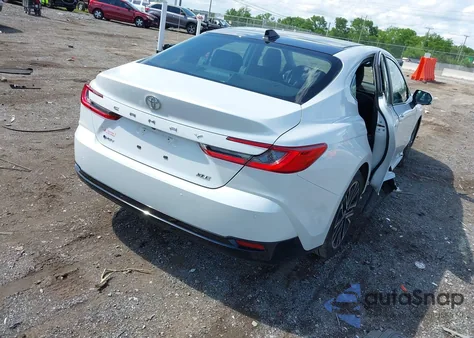 2025 Toyota Camry Xle из США, поврежденный, VIN 4T1DAACK5SU524284